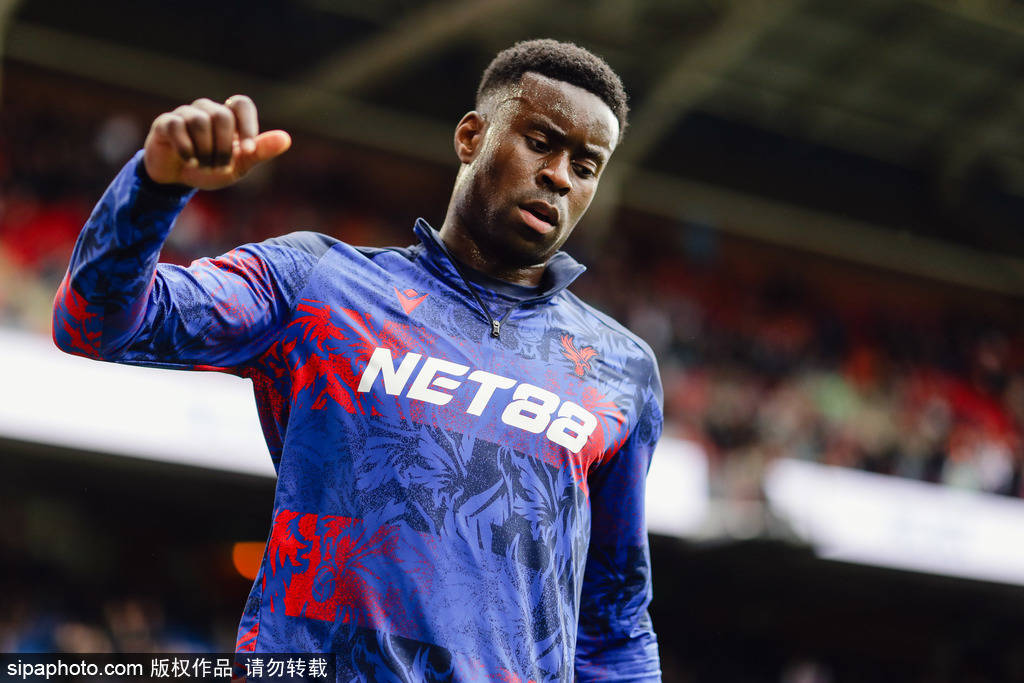 拜仁先下手！争利物浦皇马心仪中卫 已面见球员经纪人